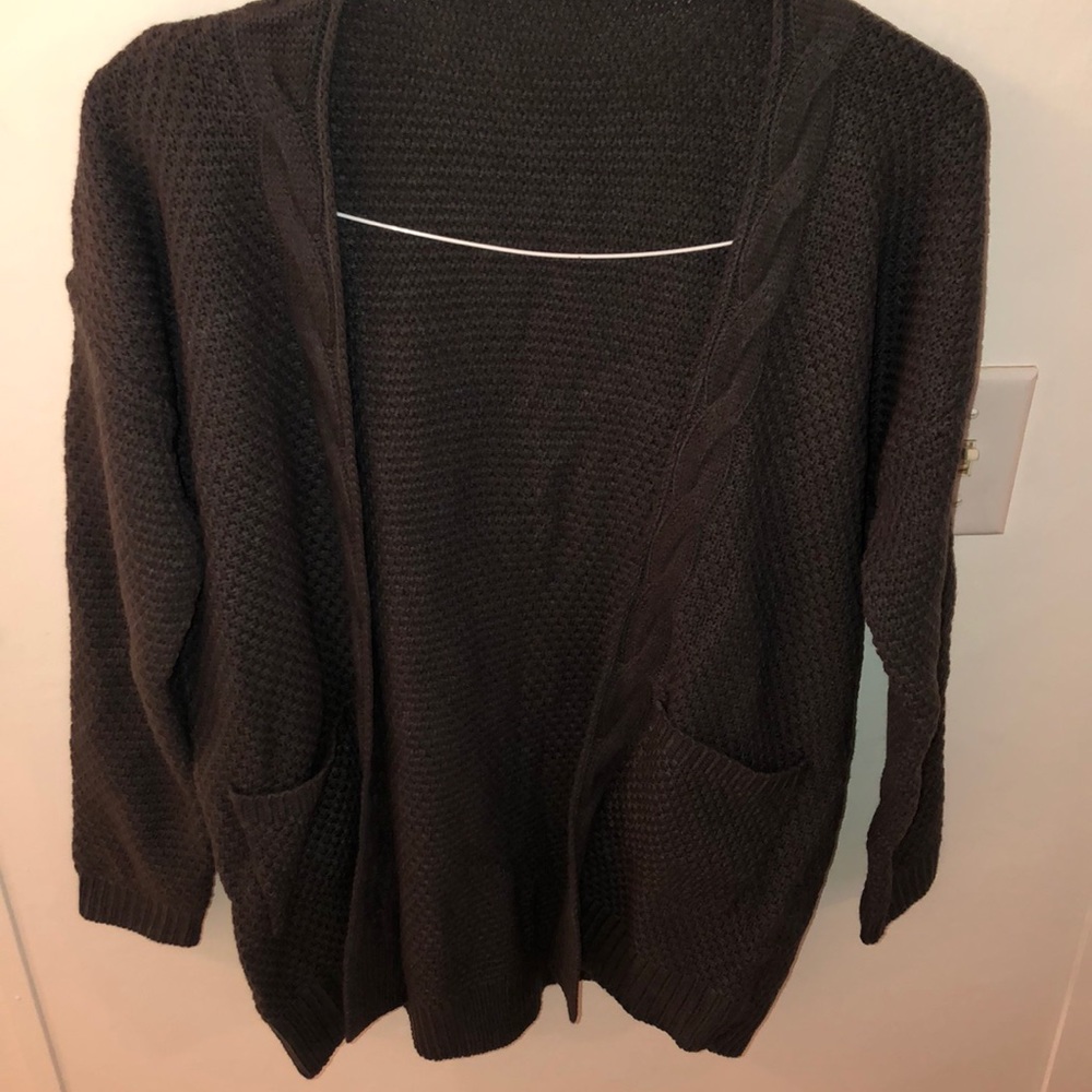 Sweater/cardigan